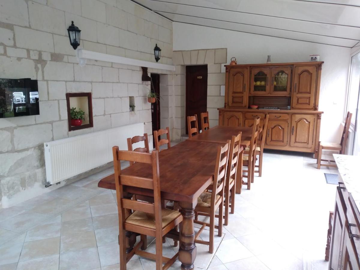 Gite Les Hautes Mougonnieres Neuil Exterior foto